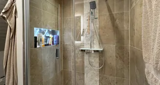 von_poll_real_estate_property_GP446_image_17