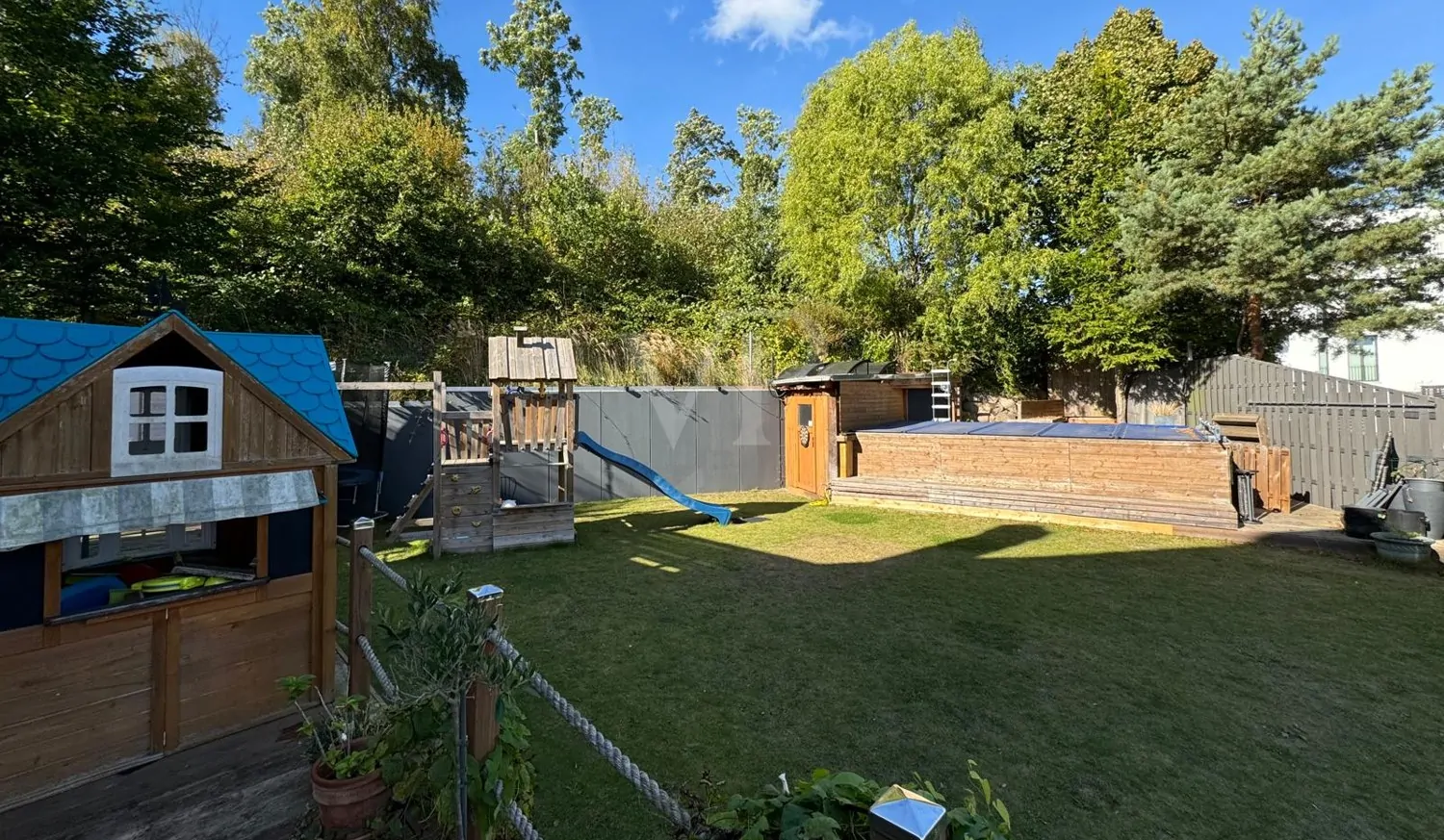 Reizvolles Reihenendhaus mit Garten in ruhiger Lage