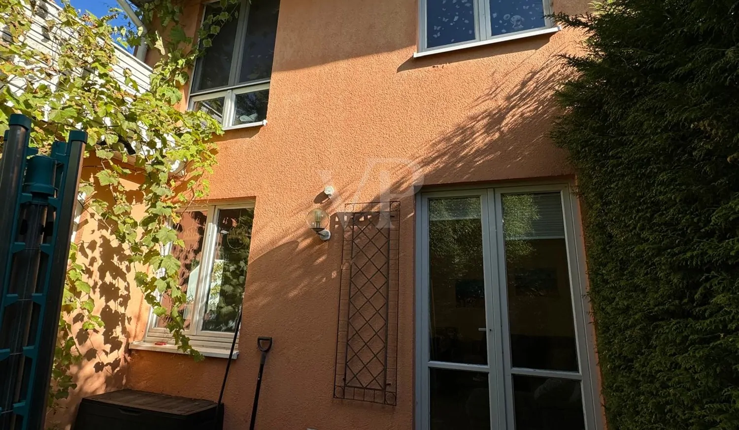 Reizvolles Reihenendhaus mit Garten in ruhiger Lage