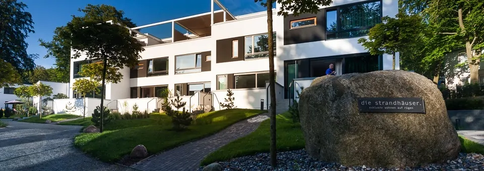 Exponiertes Penthouse am Hochufer: Moderne Architektur trifft Ostseenähe