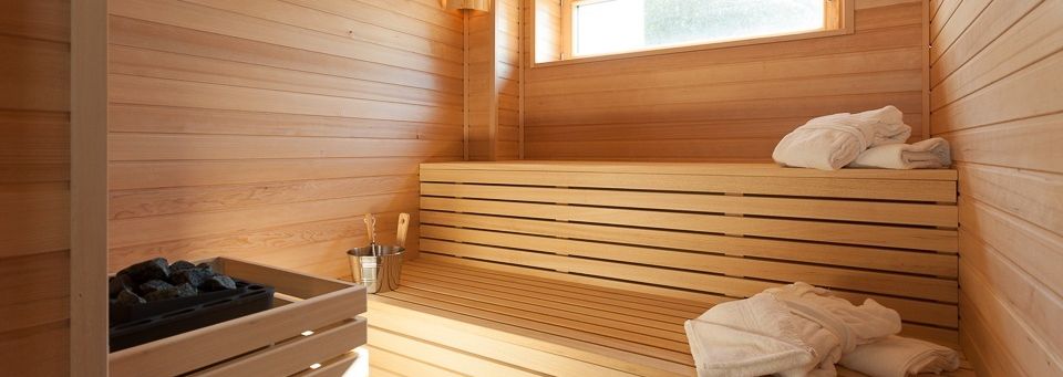 Exponiertes Penthouse am Hochufer: Moderne Architektur trifft Ostseenähe