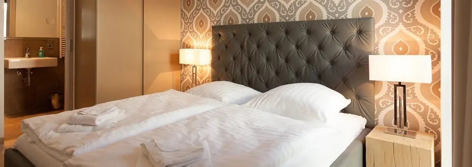 Exponiertes Penthouse am Hochufer: Moderne Architektur trifft Ostseenähe