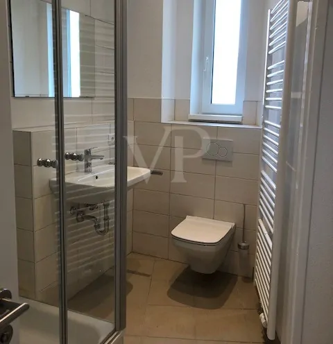 Wohnung 2.OG rechts Bad