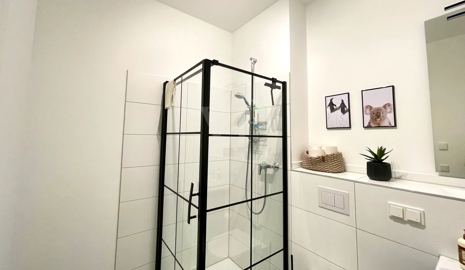 Luxuriöse Neubauwohnung mit exklusiver Ausstattung und privatem Garten in begehrter Lage