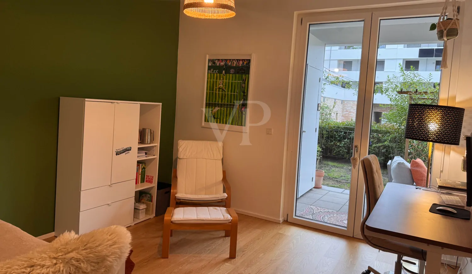 Luxuriöse Neubauwohnung mit exklusiver Ausstattung und privatem Garten in begehrter Lage