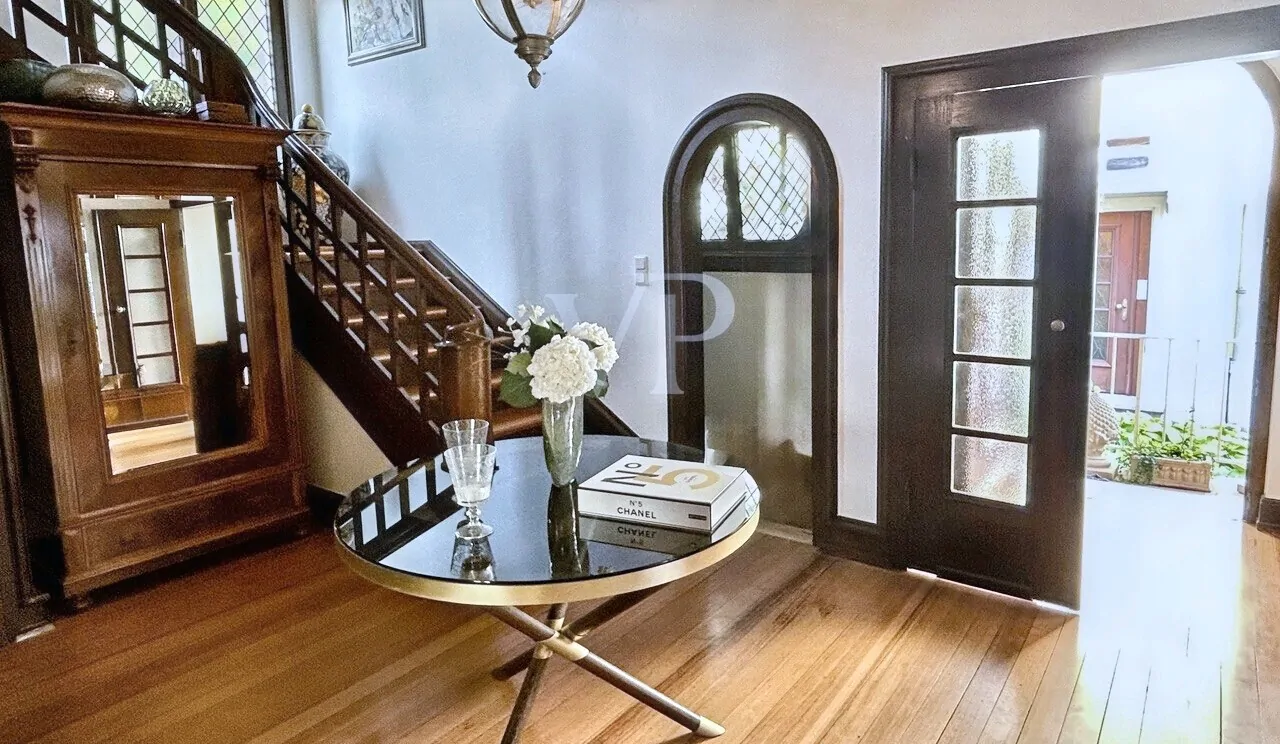 Exklusives Einfamilienhaus mit großzügigem Garten in begehrter Lage von Neuenheim