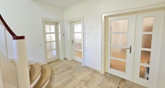 von_poll_real_estate_property_25010009_a_image_3