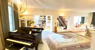 von_poll_real_estate_property_25018033_image_1