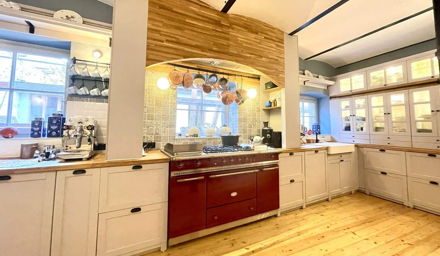 Historisches Haupthaus mit Charme und Modernität kernsaniert