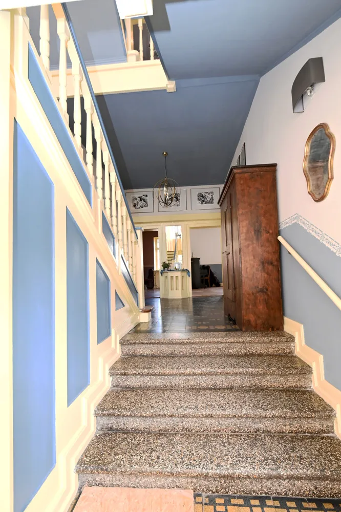 Renovated Art Nouveau villa with various usage options!