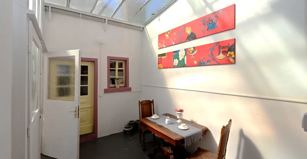 Sanierte Jugendstilvilla mit unterschiedlichen Nutzungsmöglichkeiten!