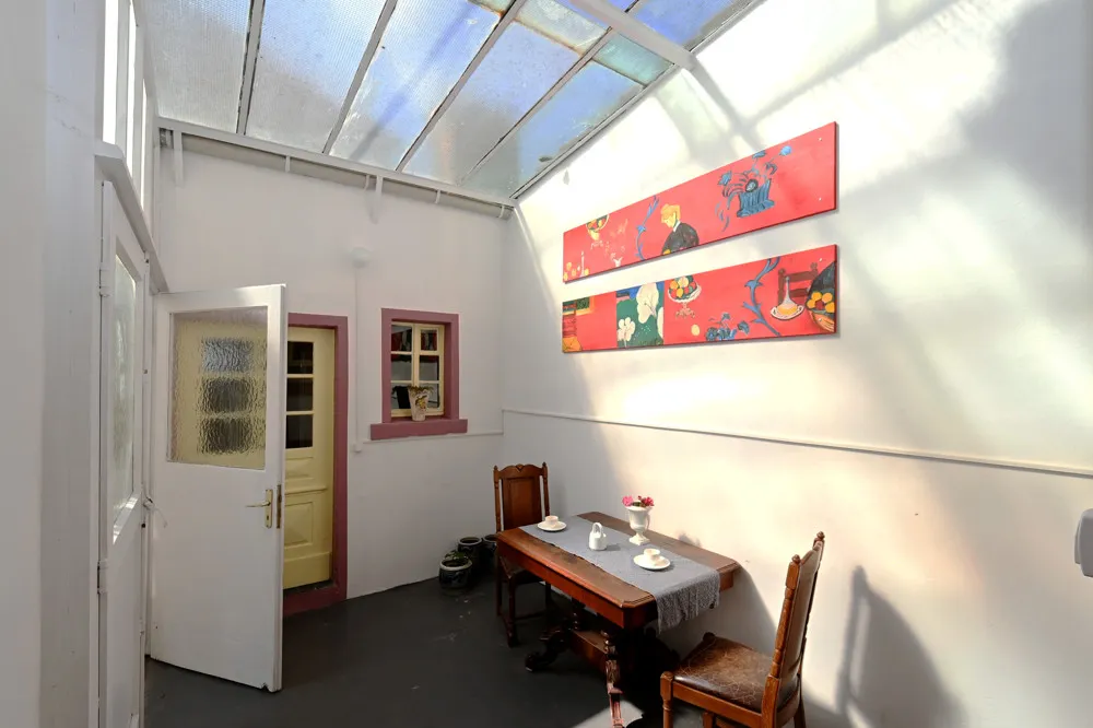 Renovated Art Nouveau villa with various usage options!