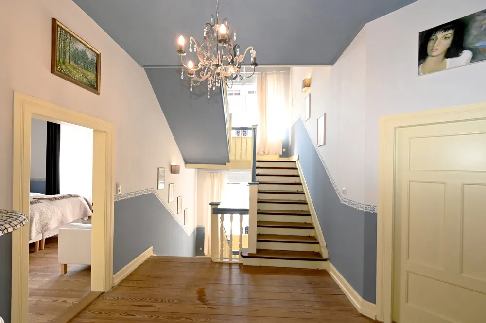 Renovated Art Nouveau villa with various usage options!