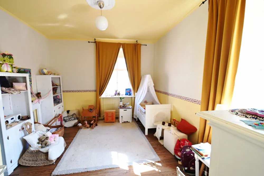 Renovated Art Nouveau villa with various usage options!