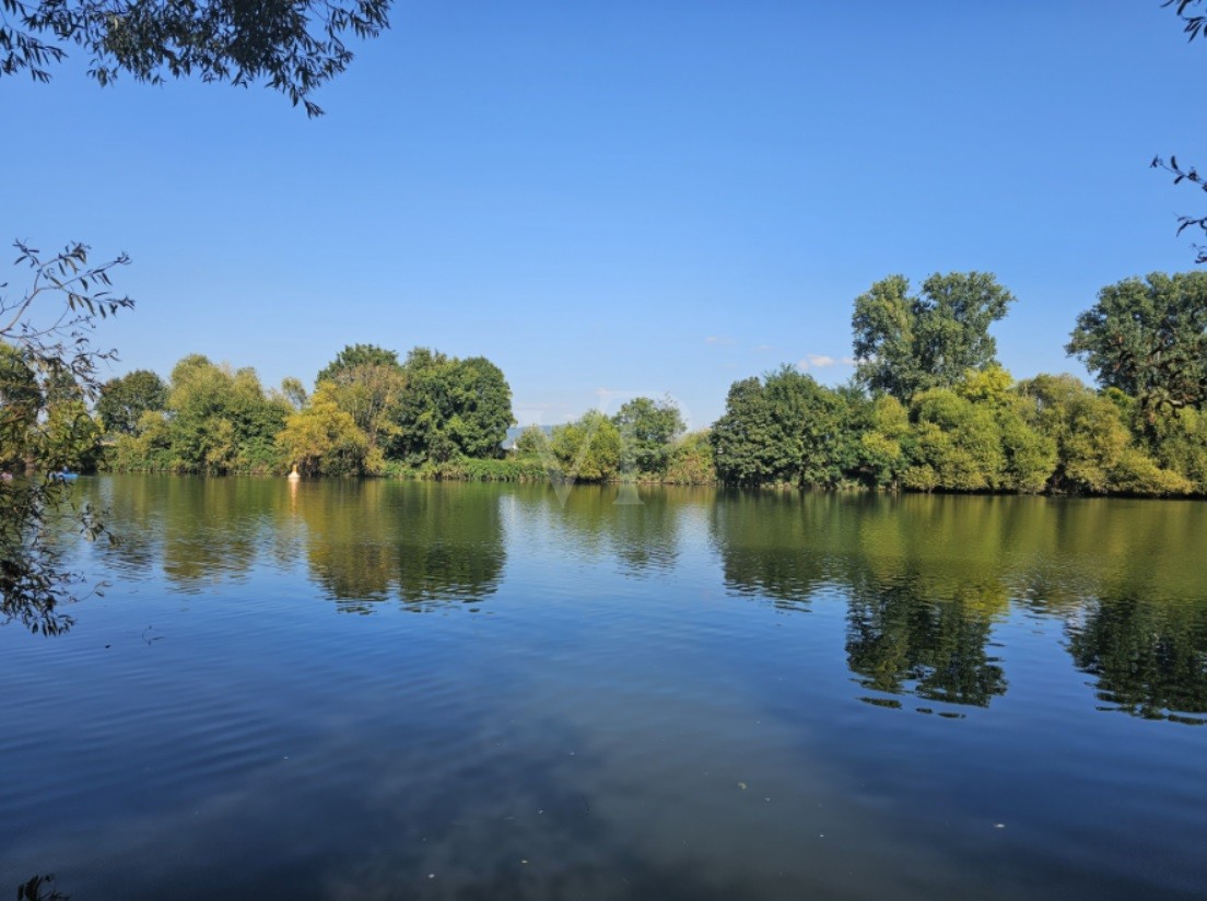 Aussenbereich am Neckar