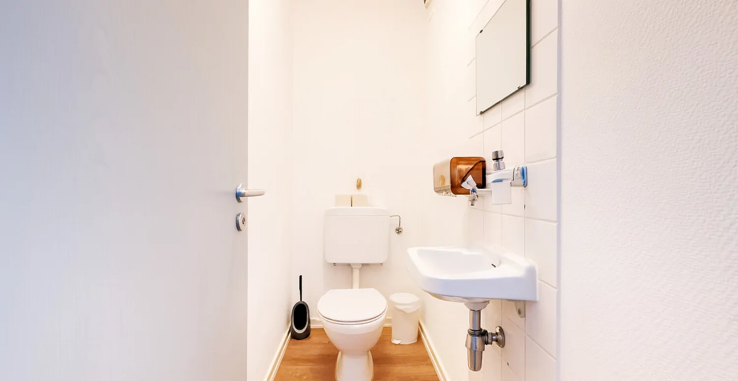 Schöne Praxisräume in bester Lage evtl. als Wohnraum möglich