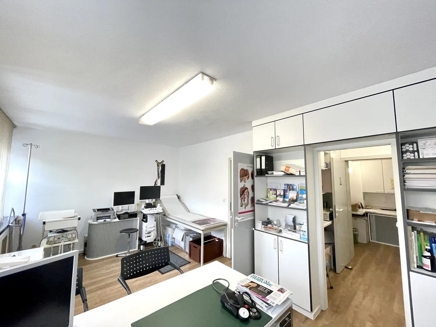 Schöne Praxisräume in bester Lage evtl. als Wohnraum möglich