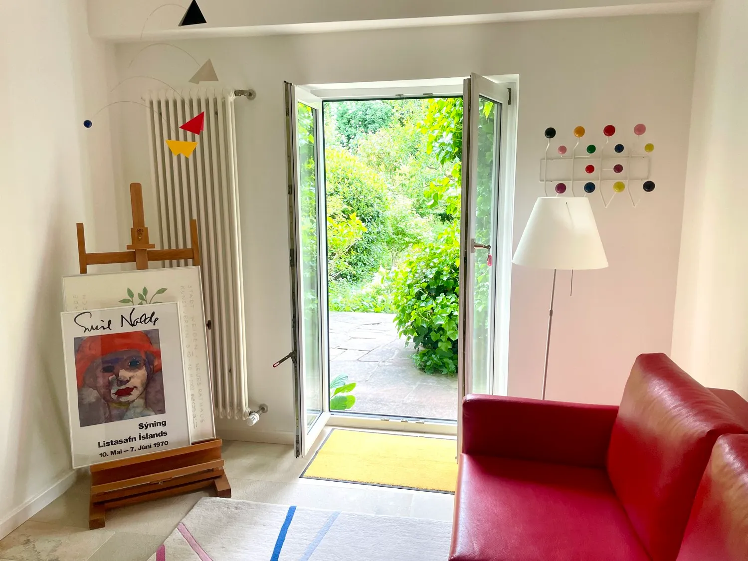 Charming town villa in a sought-after, quiet location