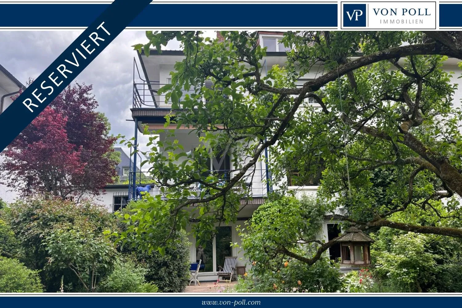 Charming town villa in a sought-after, quiet location