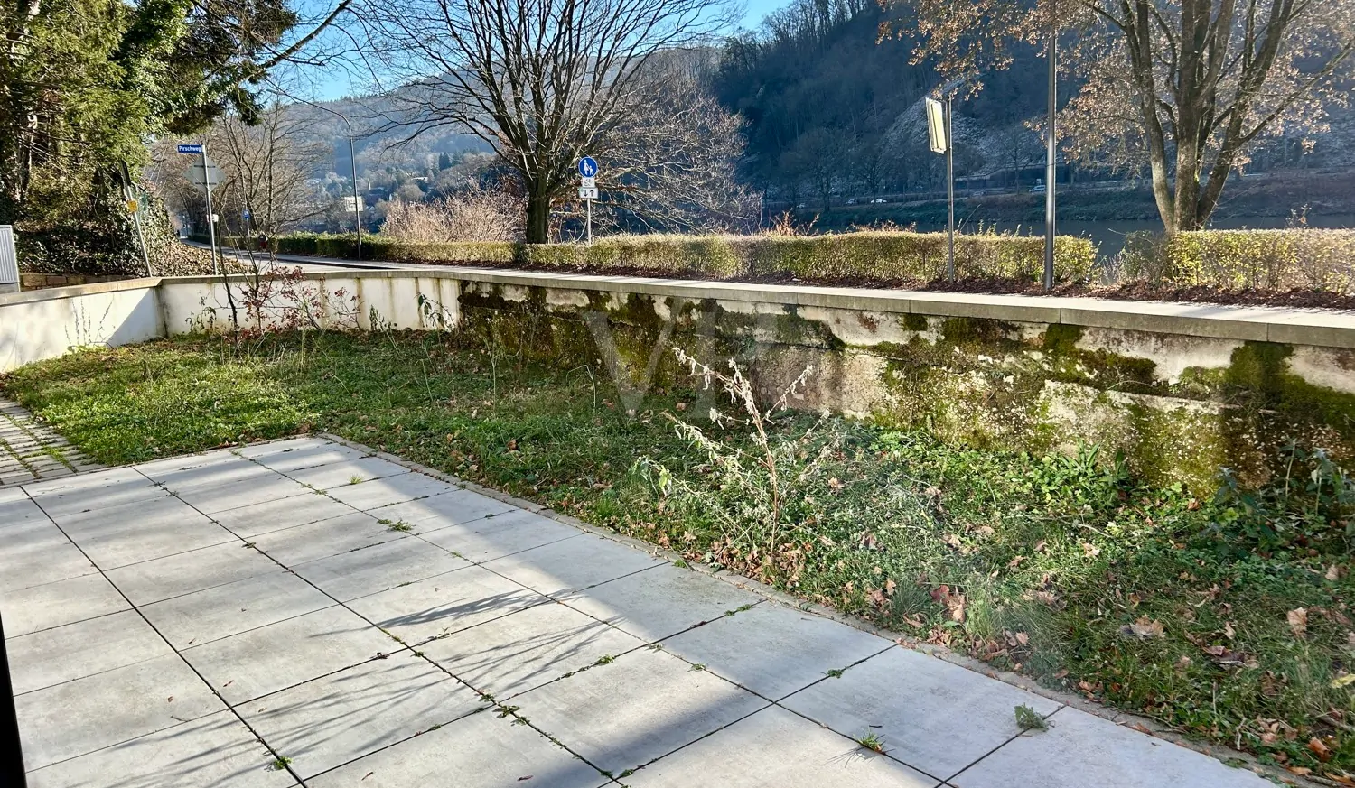 „Neubau von 2019: Stilvolle 3-Zimmer-Wohnung mit Gartennutzung“