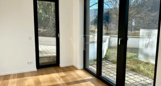 von_poll_real_estate_property_25018005_image_7