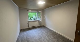 von_poll_real_estate_property_25010005_image_2