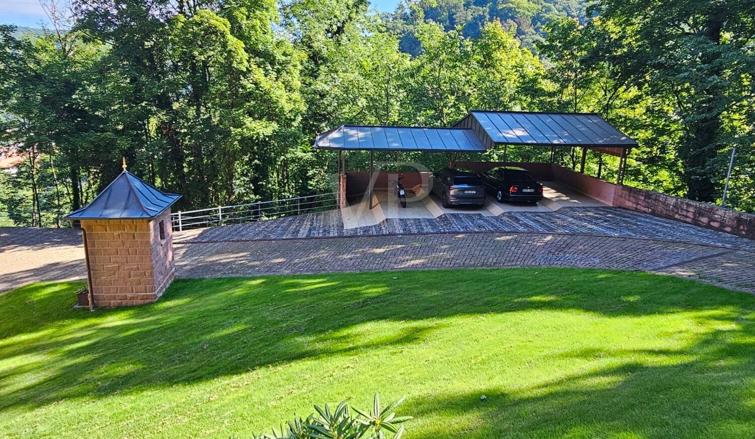 Carport