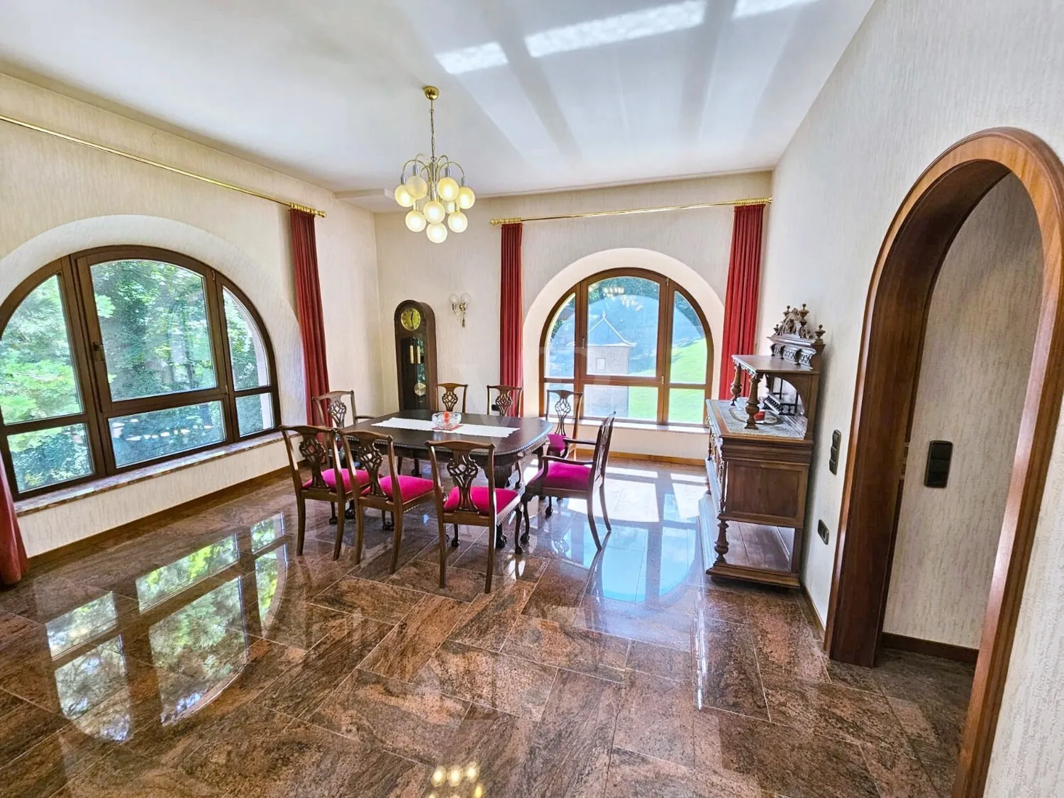 Beletage - Innenansicht