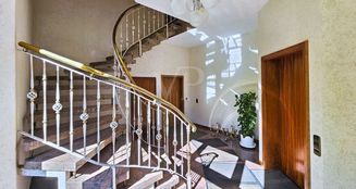 von_poll_real_estate_property_25018030_image_15