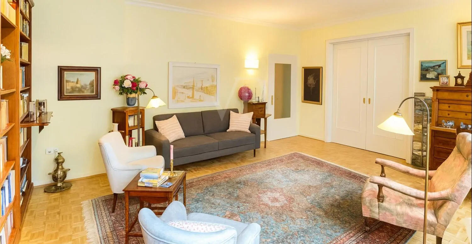 Luxeriöse Beletage mit Balkon in unmittelbarer Nähe zum Luisenpark