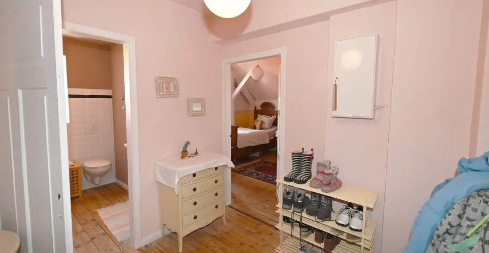 Sanierte Jugendstilvilla mit unterschiedlichen Nutzungsmöglichkeiten!