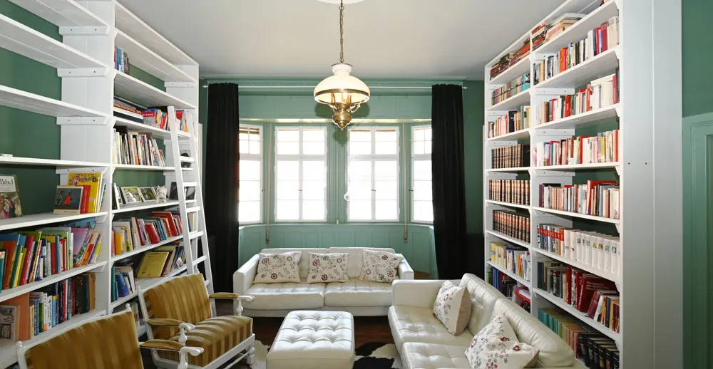 Sanierte Jugendstilvilla mit unterschiedlichen Nutzungsmöglichkeiten!