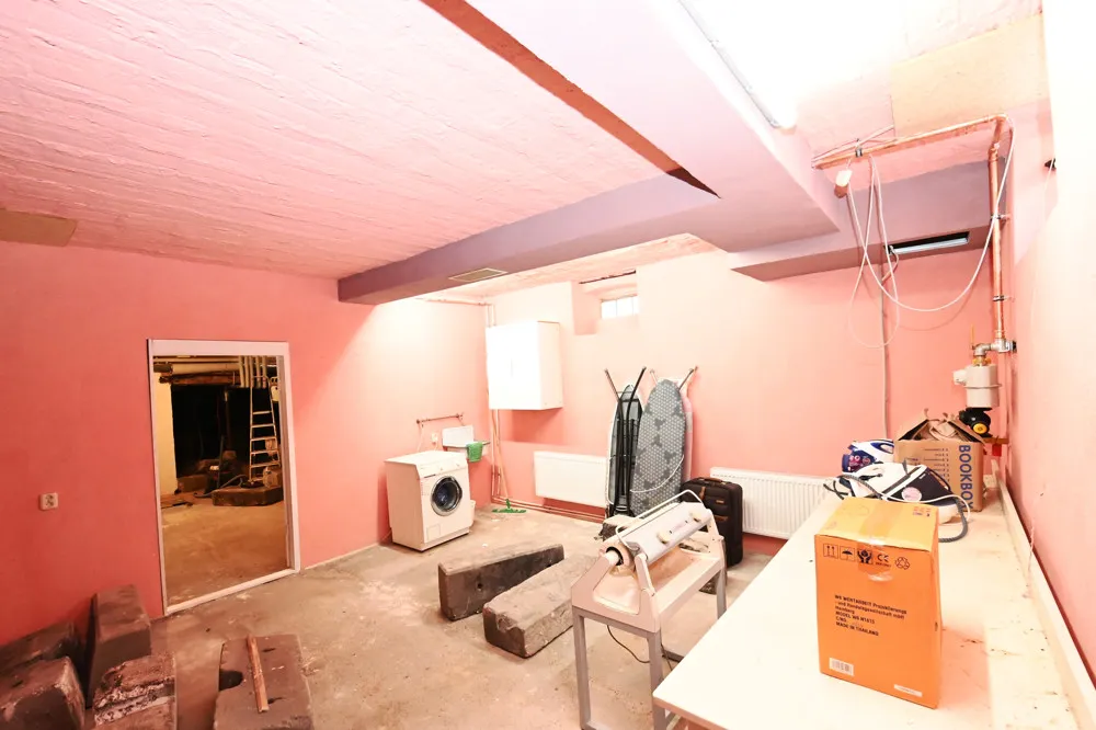 Renovated Art Nouveau villa with various usage options!