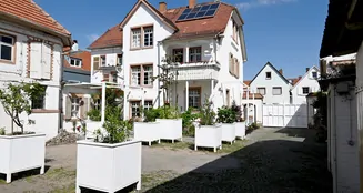 von_poll_real_estate_property_25154040_image_1