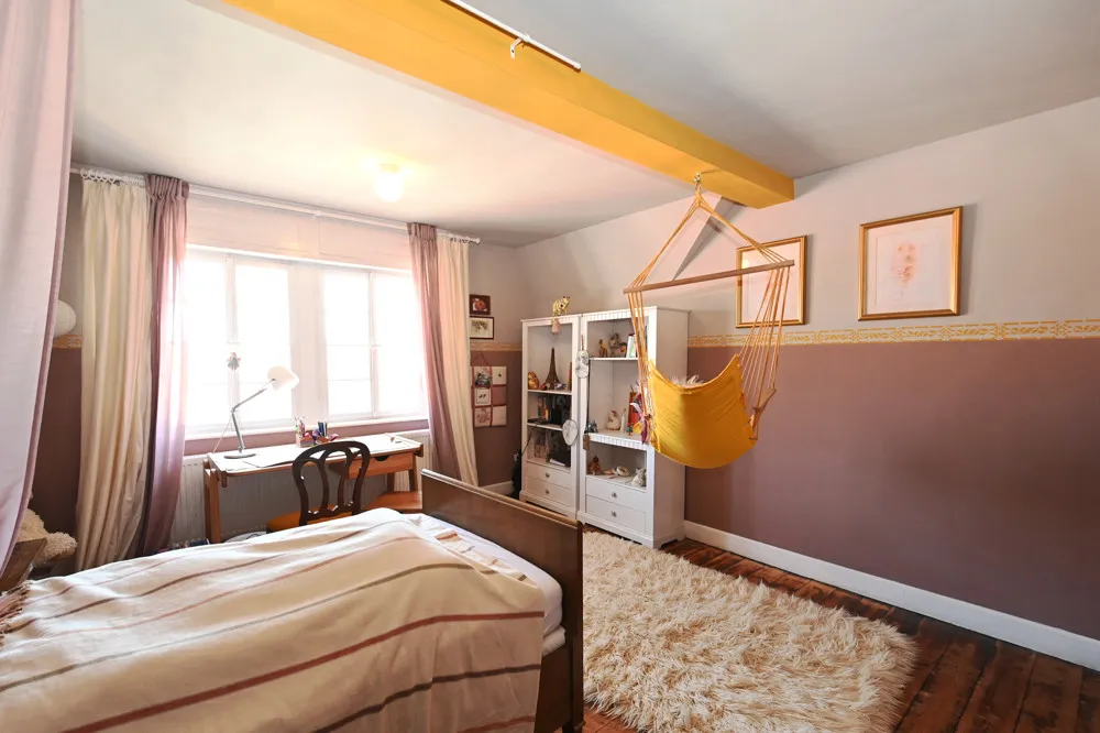 Renovated Art Nouveau villa with various usage options!