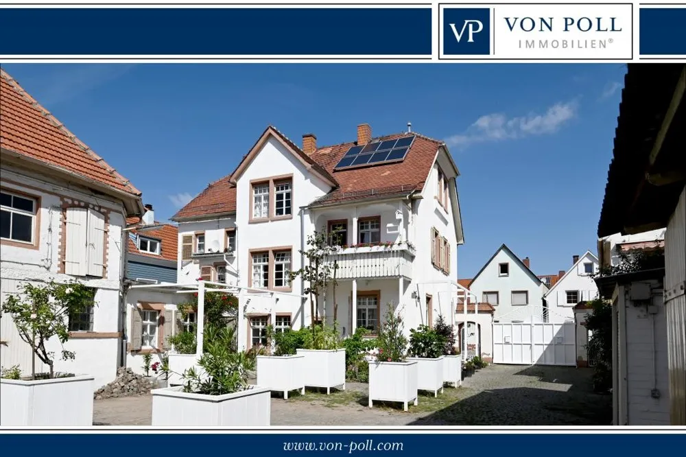 Renovated Art Nouveau villa with various usage options!