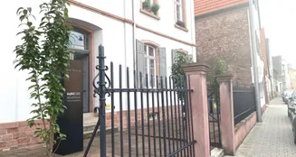 von_poll_real_estate_property_21010021_image_5