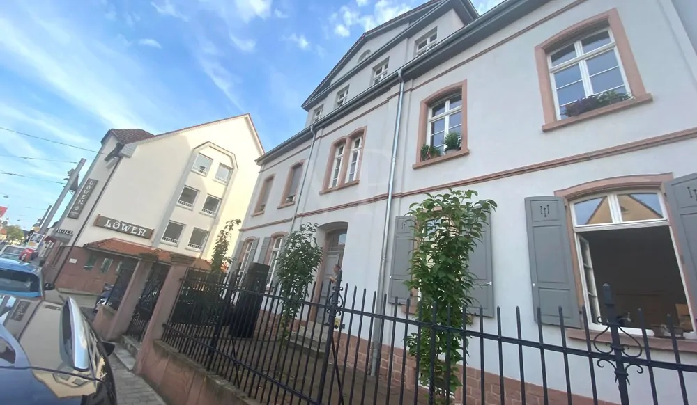 VERKAUFT! Kernsaniertes Kulturdenkmal - voll vermietet +  Luxus-Maisonette zur Selbstnutzung!