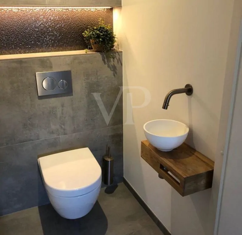 VERKAUFT! Kernsaniertes Kulturdenkmal - voll vermietet +  Luxus-Maisonette zur Selbstnutzung!