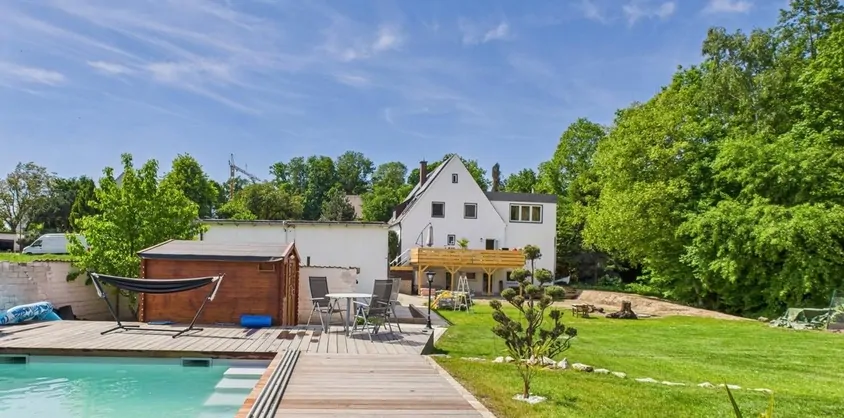 von Poll Immobilien GmbH
