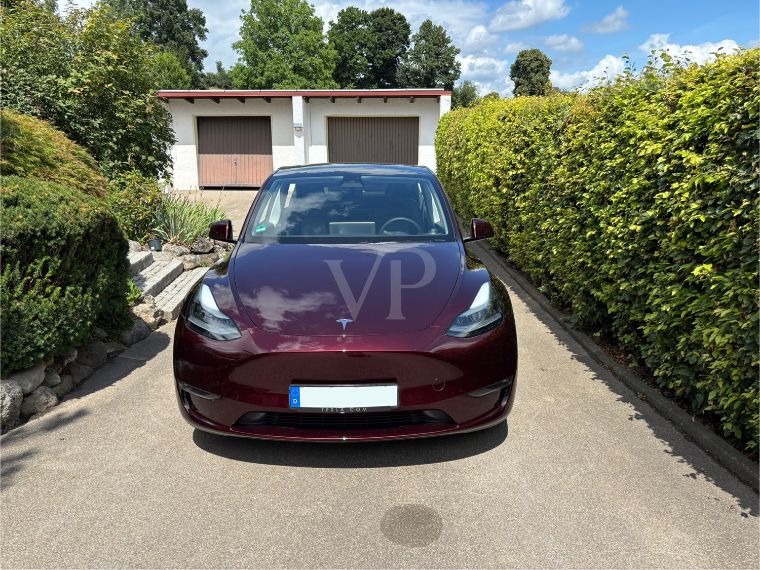 Besonderes Wohnjuwel in Hanglage mit traumhaftem Ausblick inkl. Elektroauto