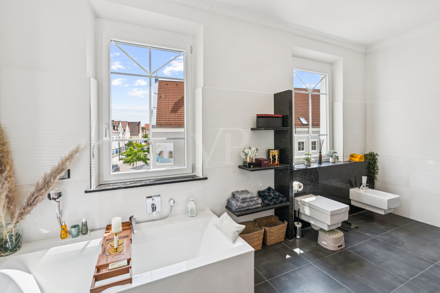 Renditeobjekt mit Gastronomie, moderner Wohnung und Vermietungsmöglichkeiten