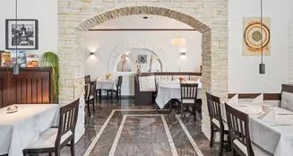 von_poll_real_estate_property_25122095_image_2