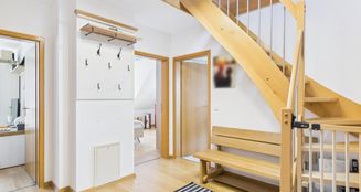 von_poll_real_estate_property_25122053_image_0