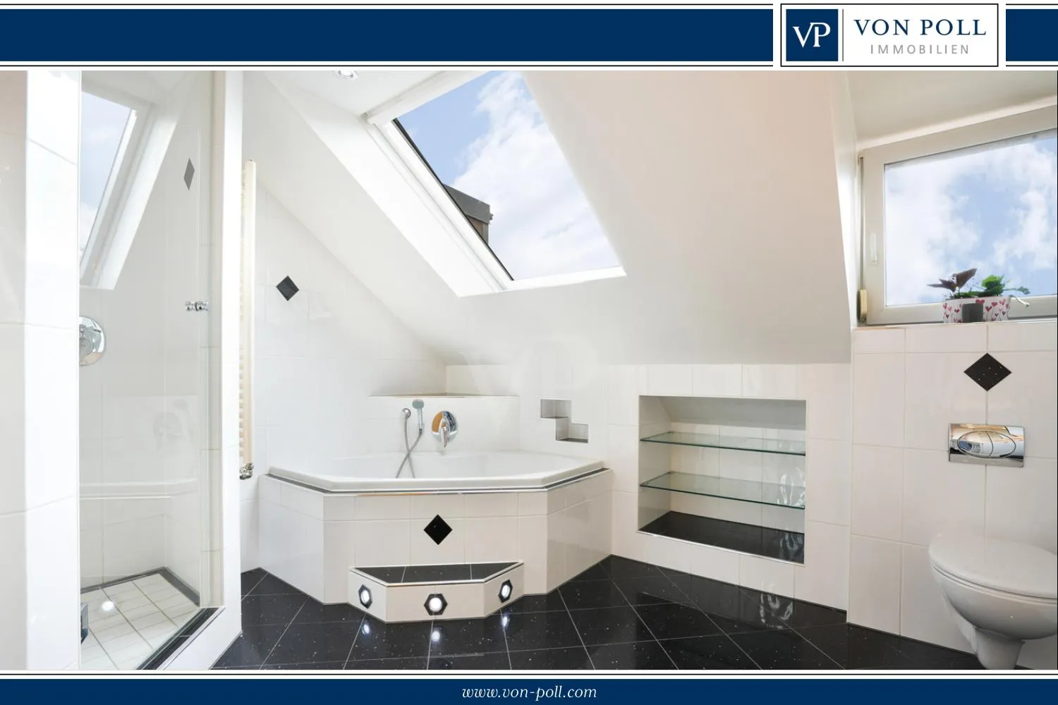 Über den Dächern von Leitershofen