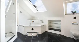 von_poll_real_estate_property_25122066_image_1