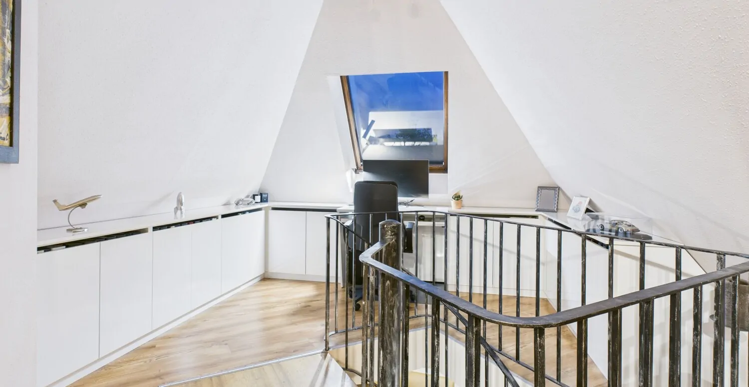 Elegantes & modernes Wohnen mit zwei Bädern