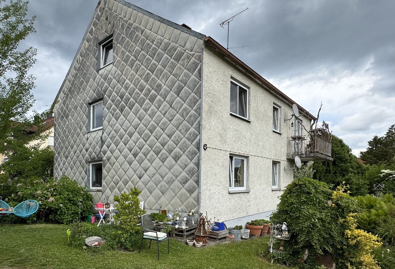 Zweifamilienhaus mit Potenzial - mögliches Baugrundstück