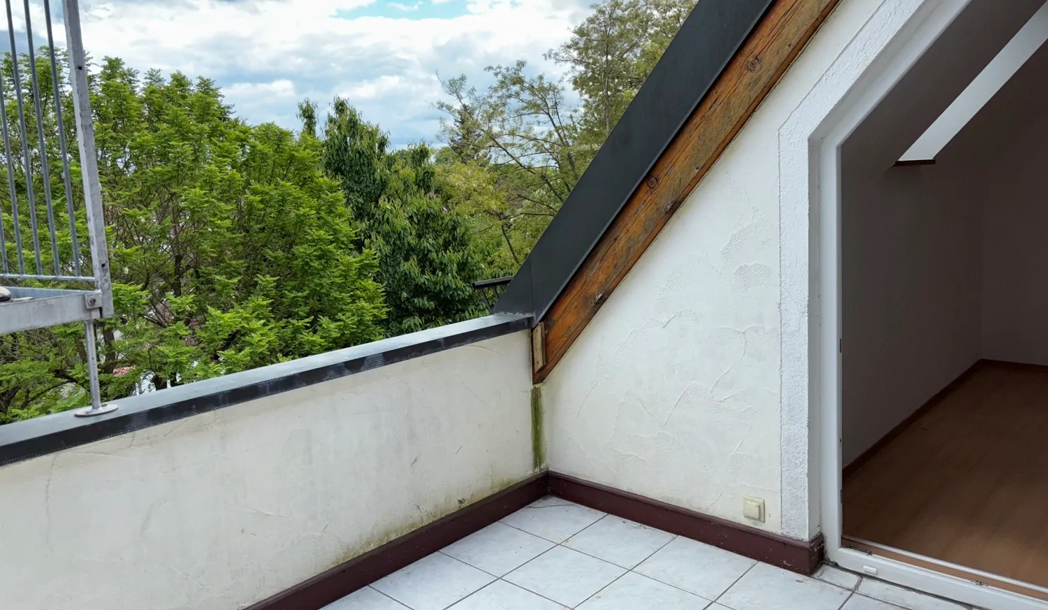 Lichtdurchflutet mit großzügiger Dachterrasse im Univiertel