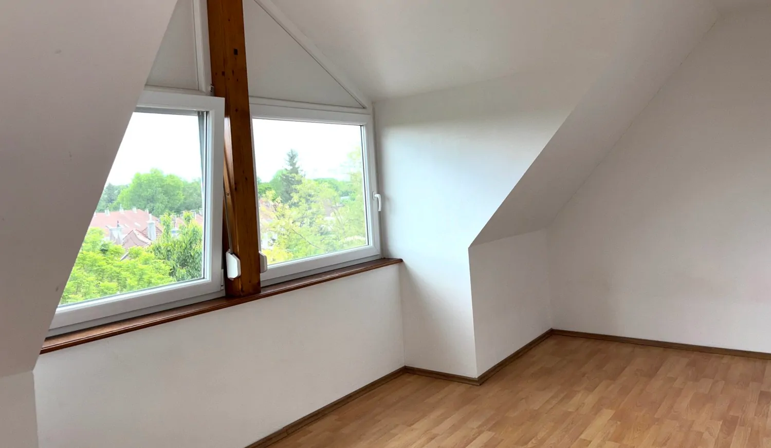 Lichtdurchflutet mit großzügiger Dachterrasse im Univiertel